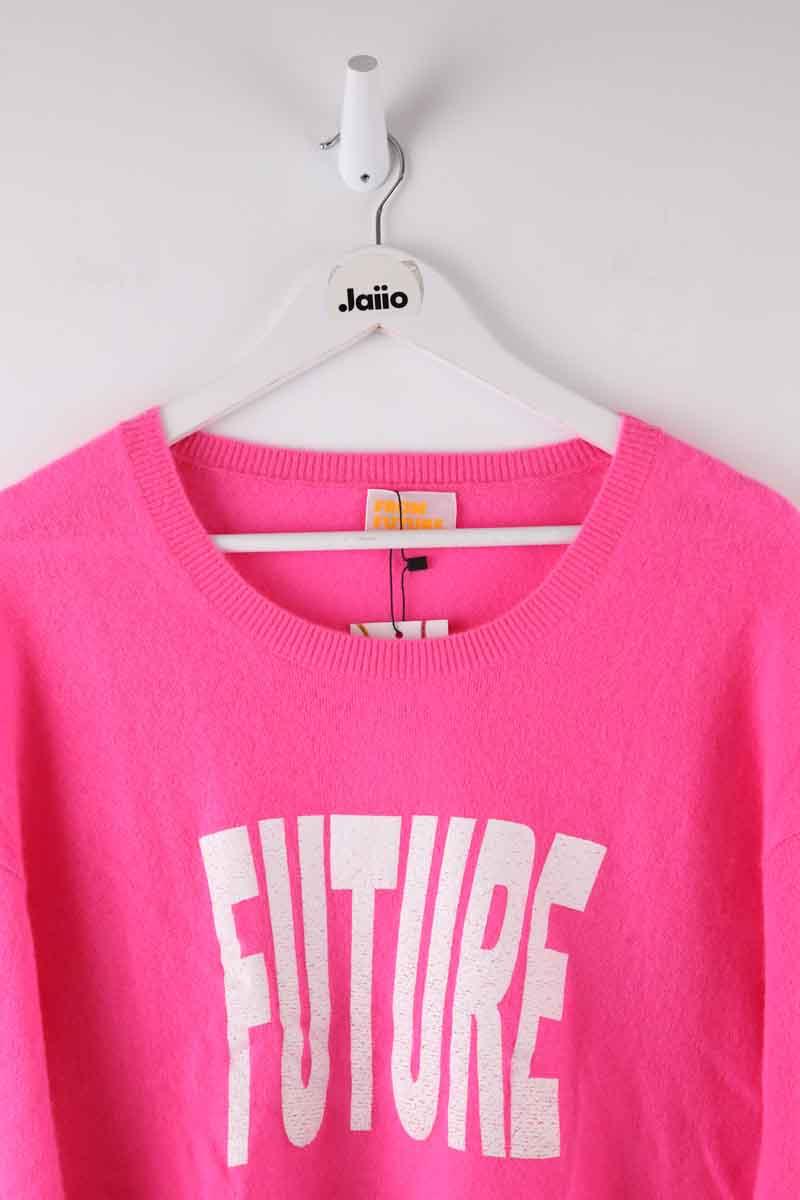 Pulls From Future  Rose