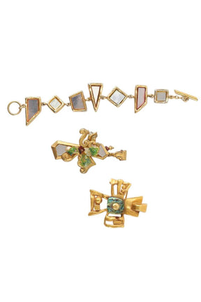 Lot de bijoux Christian Lacroix  Doré