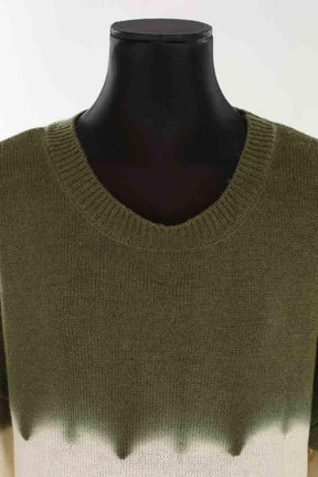 Pulls Charlie Joe  Kaki