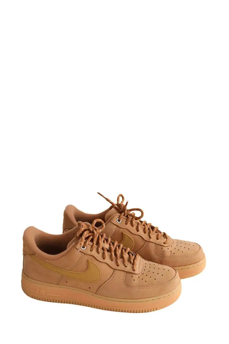 Baskets basses Nike Camel en Cuir