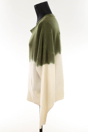 Pulls Charlie Joe  Kaki