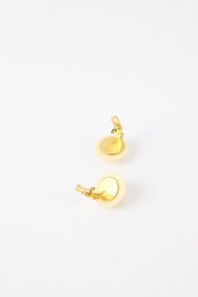 Boucles d'oreilles clips Chanel  Blanc