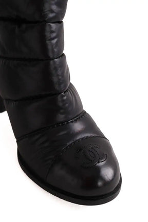 Boots Chanel Noir en Tissu