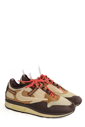 Baskets basses Nike Air Max 1 Marron en Tissu