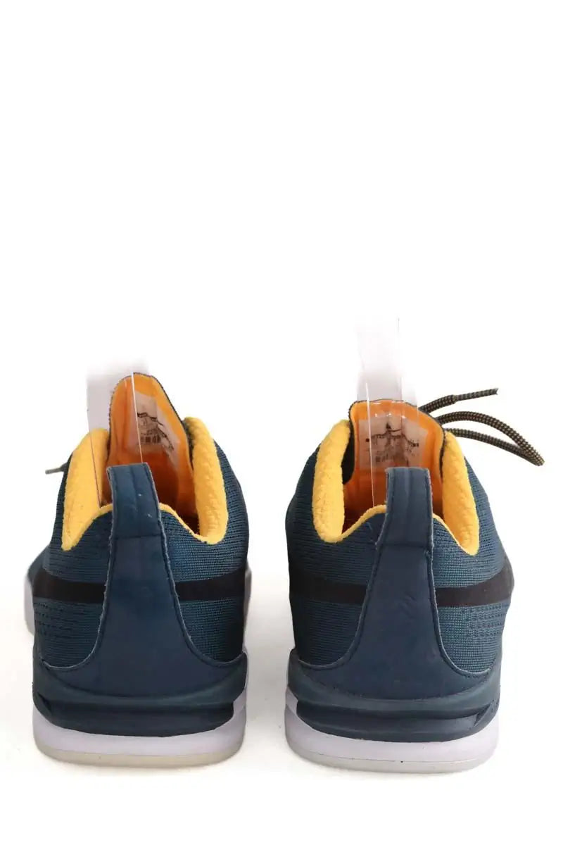 Baskets basses Nike Vert en Tissu
