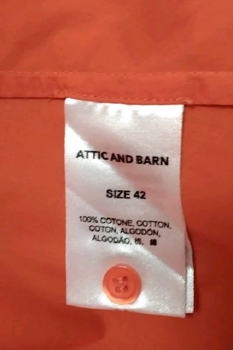 Robe Attic And Barn  Rouge