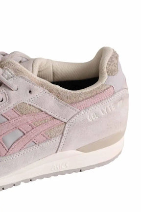 Baskets Asics Ecru en Tissu