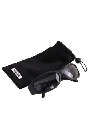 Lunettes de soleil Oakley Noir en Plastique