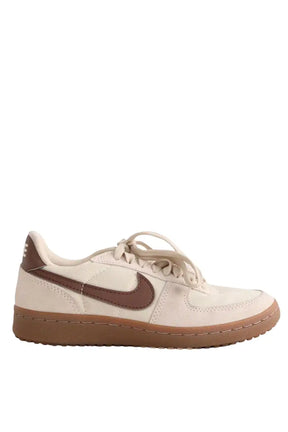 Baskets Nike Beige en Tissu, taille 36 - Seconde Main