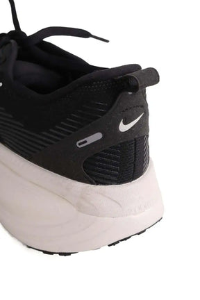 Baskets basses Nike Noir en Tissu