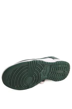 Baskets Nike Vert en Cuir