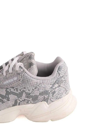 Baskets Adidas Falcon Gris en Tissu