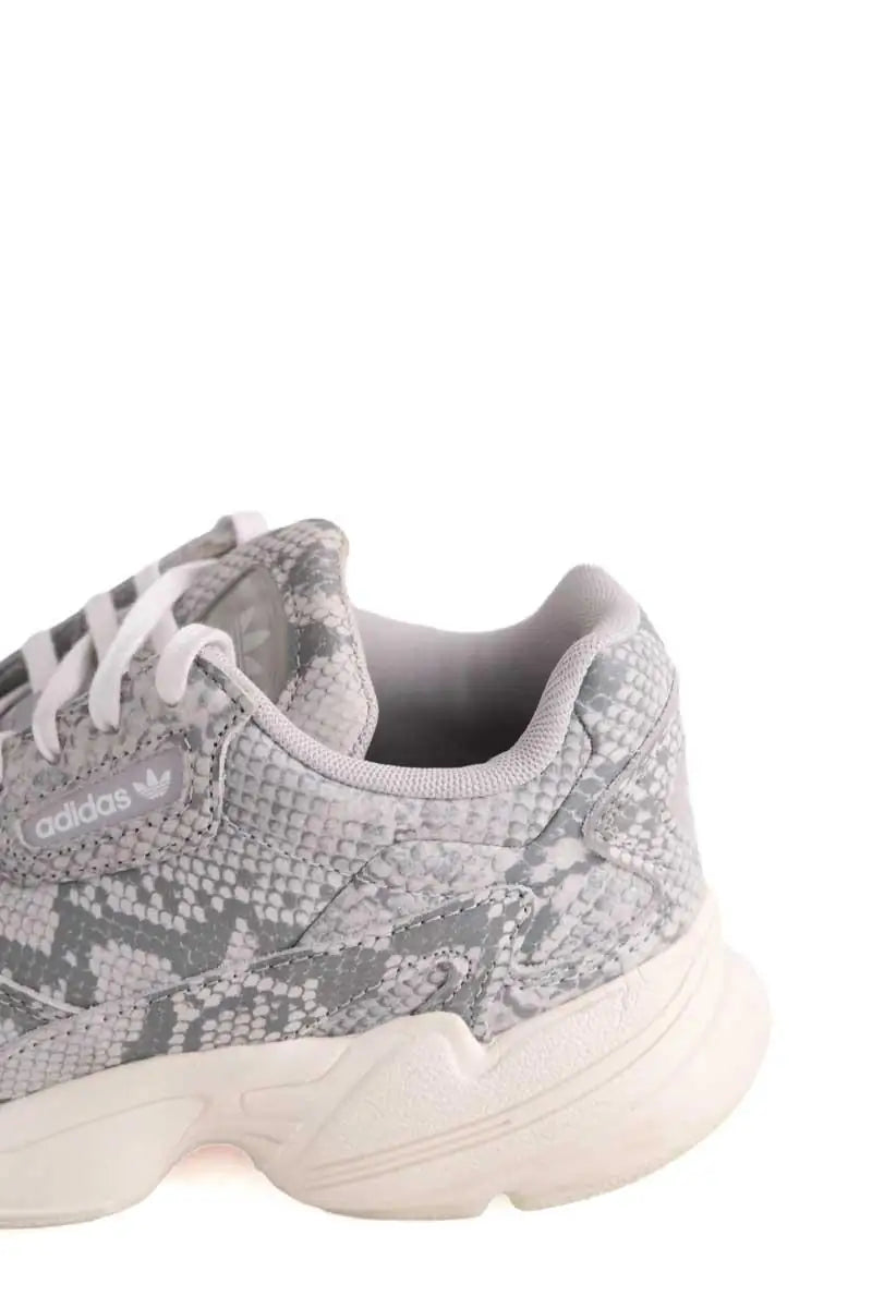 Baskets Adidas Falcon Gris en Tissu