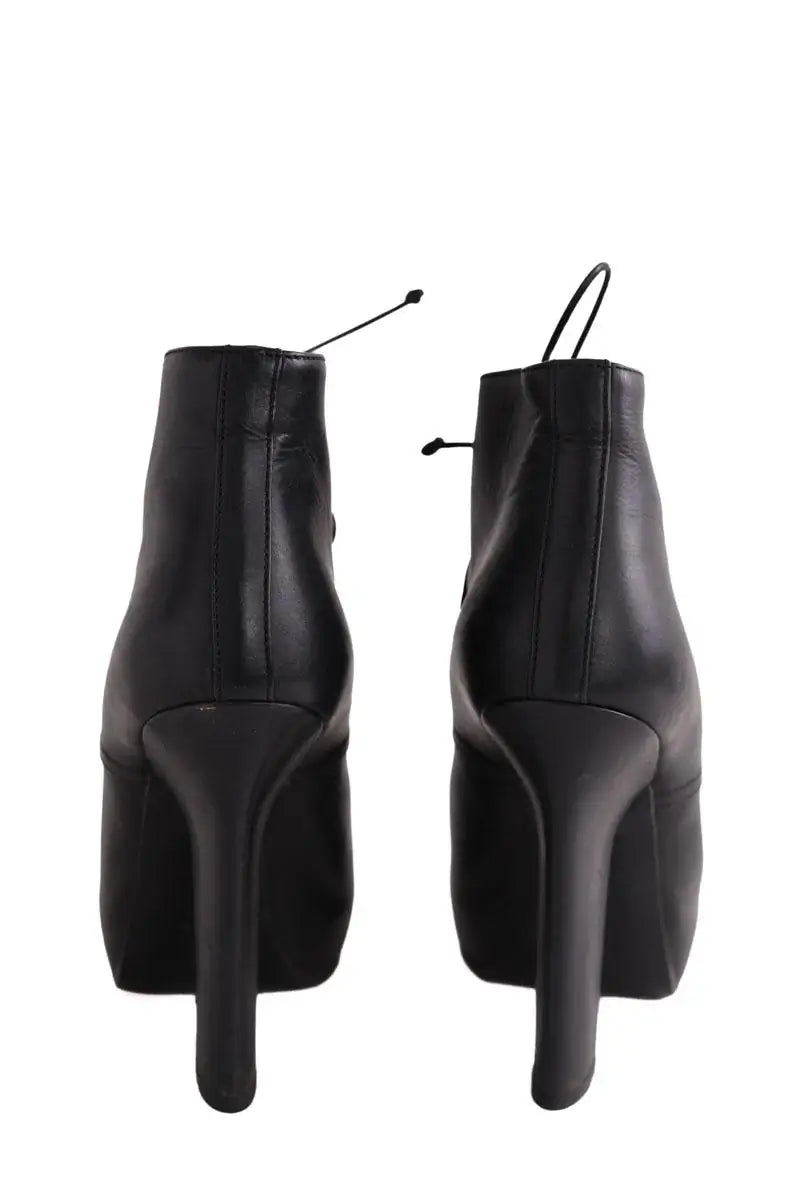 Boots à lacets Bottega Veneta Noir en Cuir