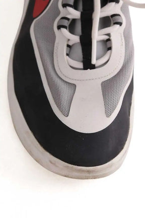Baskets basses Nike Gris en Tissu