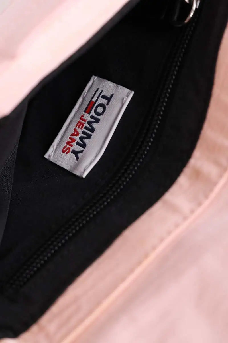 Sac à bandoulière Tommy Hilfiger Rose en Synthétique