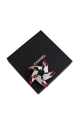 Épingle Chanel Argent en Cuir