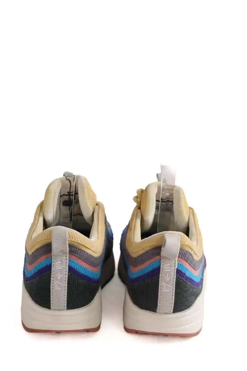 Baskets basses Nike Multicolore en Daim