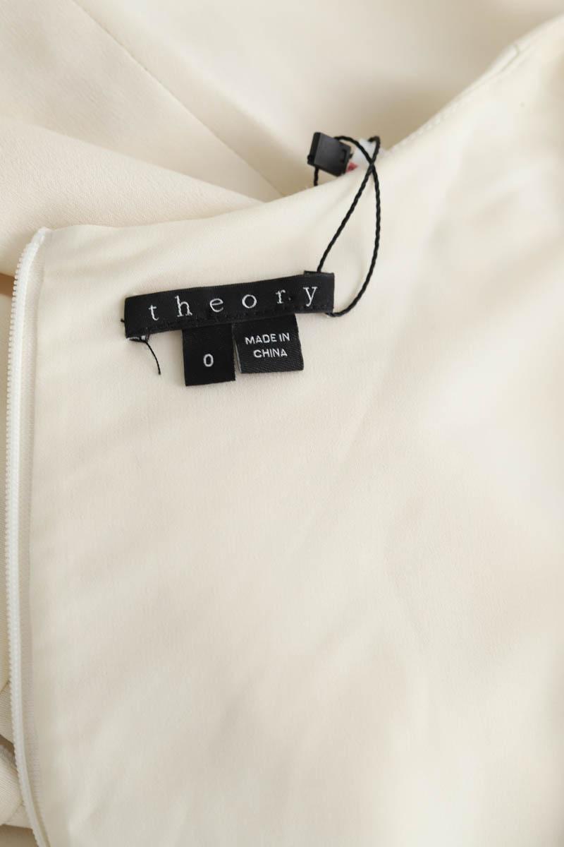 Robe Theory  Blanc