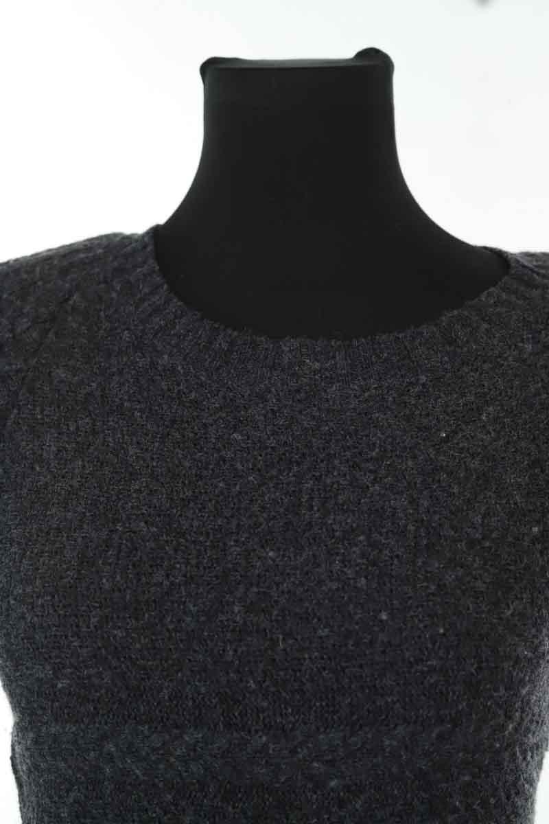 Robe Theory  Anthracite