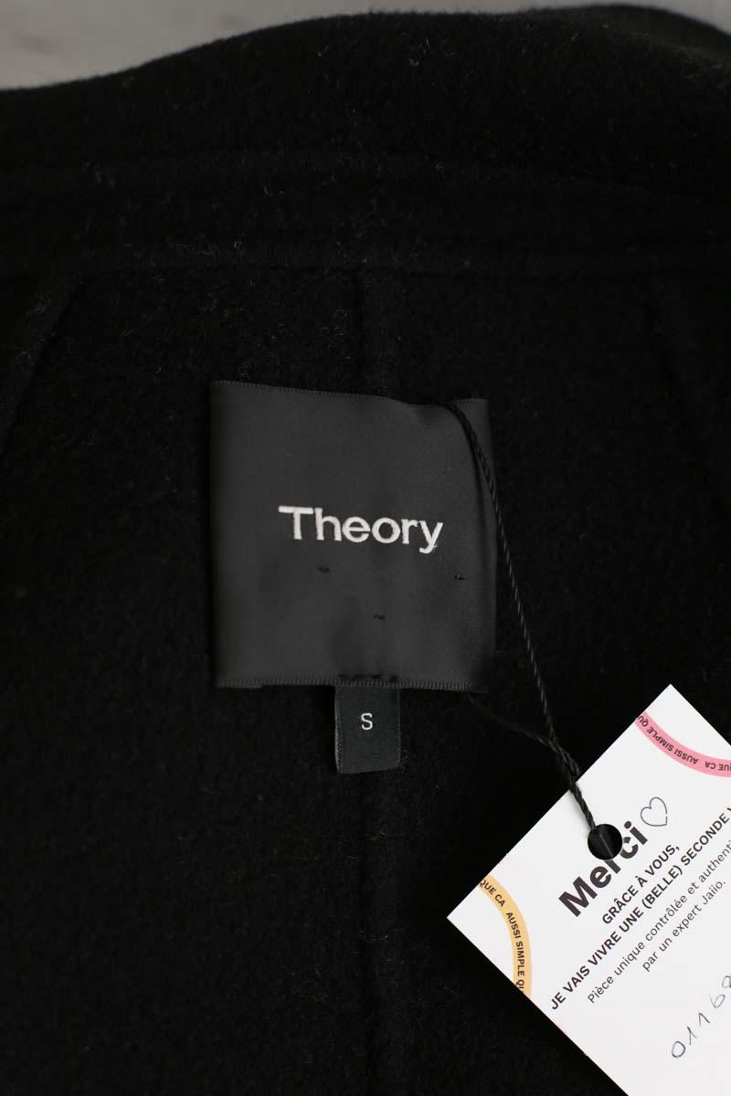 Manteau Theory  Noir