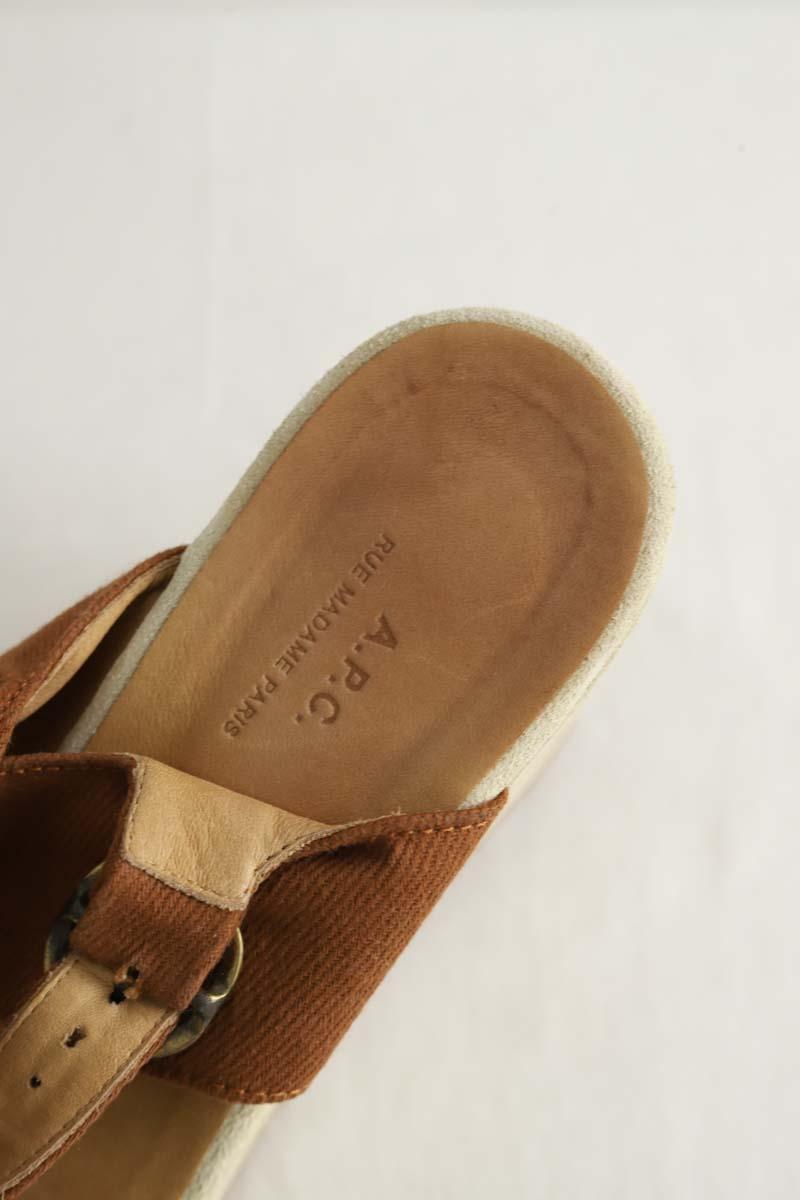 Talons APC  Marron