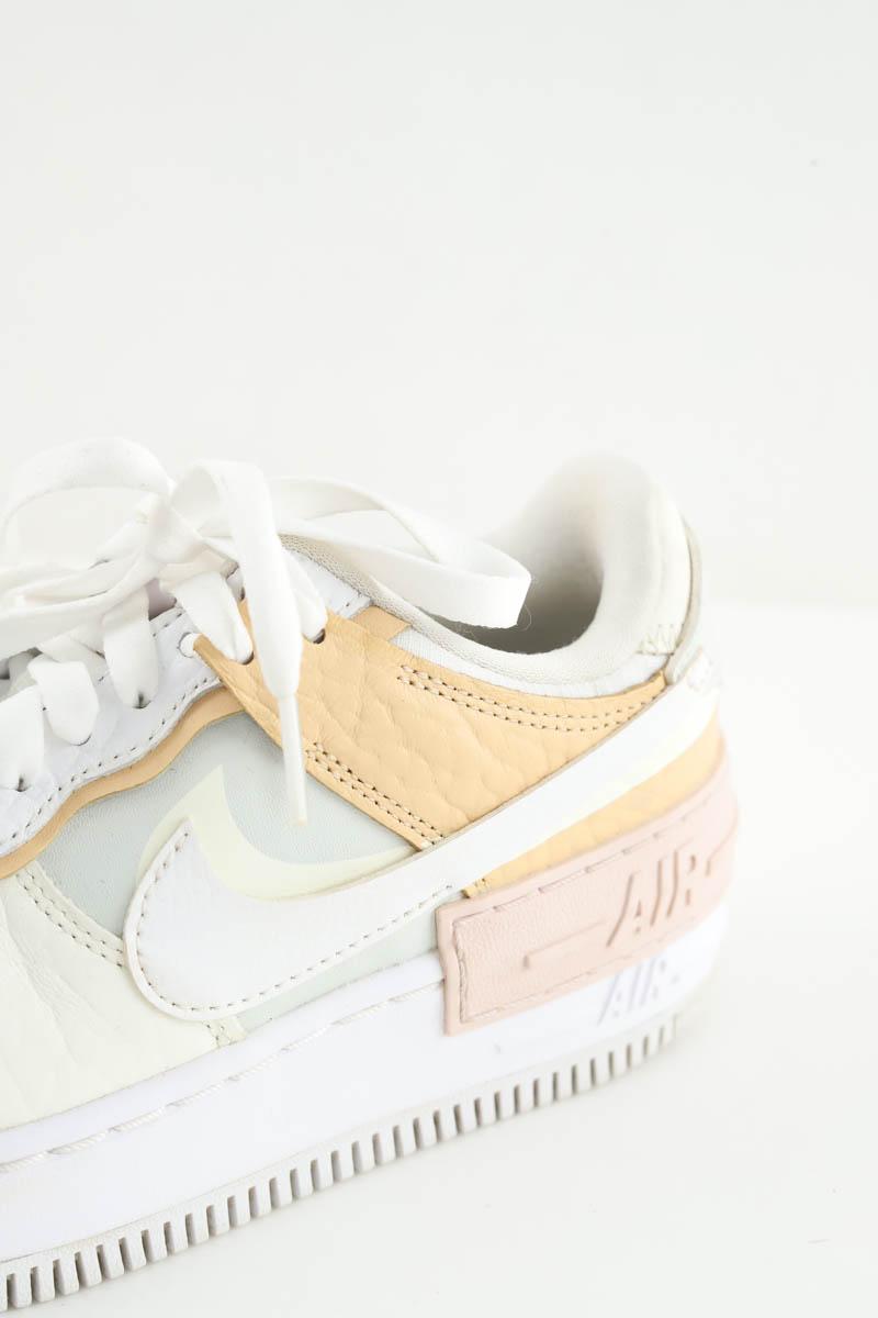 Baskets Nike  Blanc