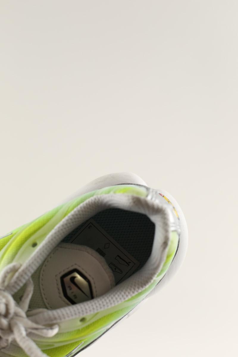 Baskets Nike  Jaune