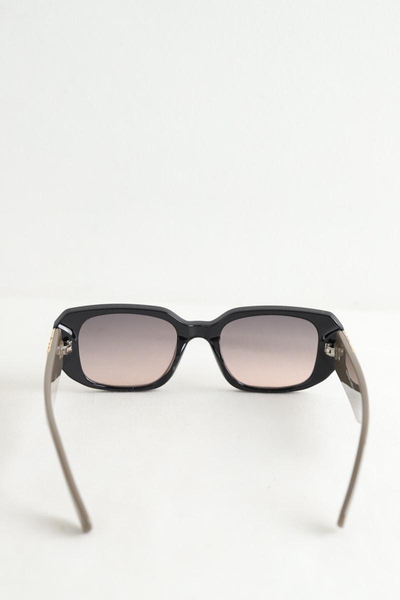 Lunettes de soleil Miu Miu  Noir