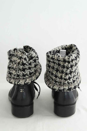 Boots Chanel  Noir