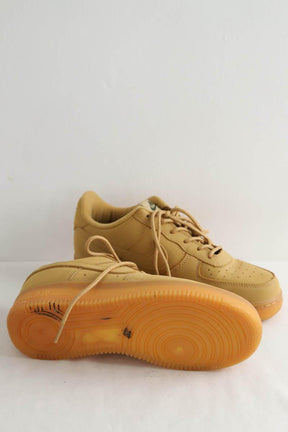 Baskets Nike  Beige