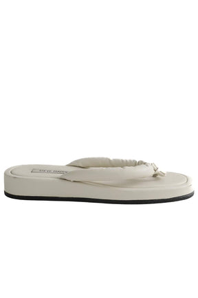 Tongs Steve Madden  Ecru
