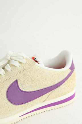 Baskets Nike  Beige