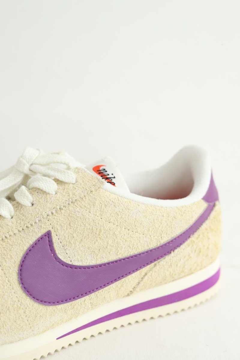 Baskets Nike  Beige