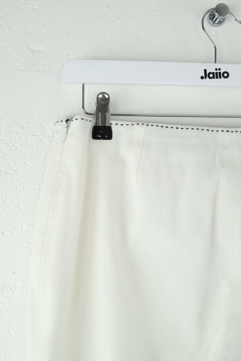 Droit Paule Ka  Blanc