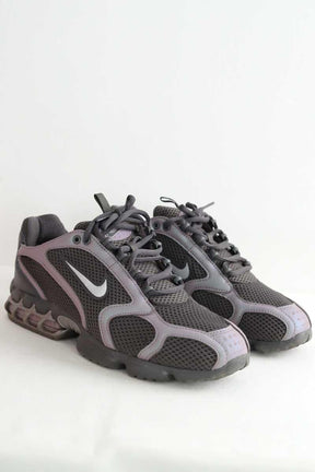 Baskets Nike Air Zoom Spiridon Gris