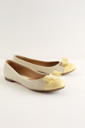 Ballerines Salvatore Ferragamo Vara Ecru