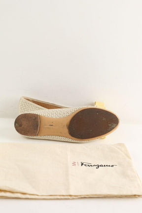 Ballerines Salvatore Ferragamo Vara Ecru