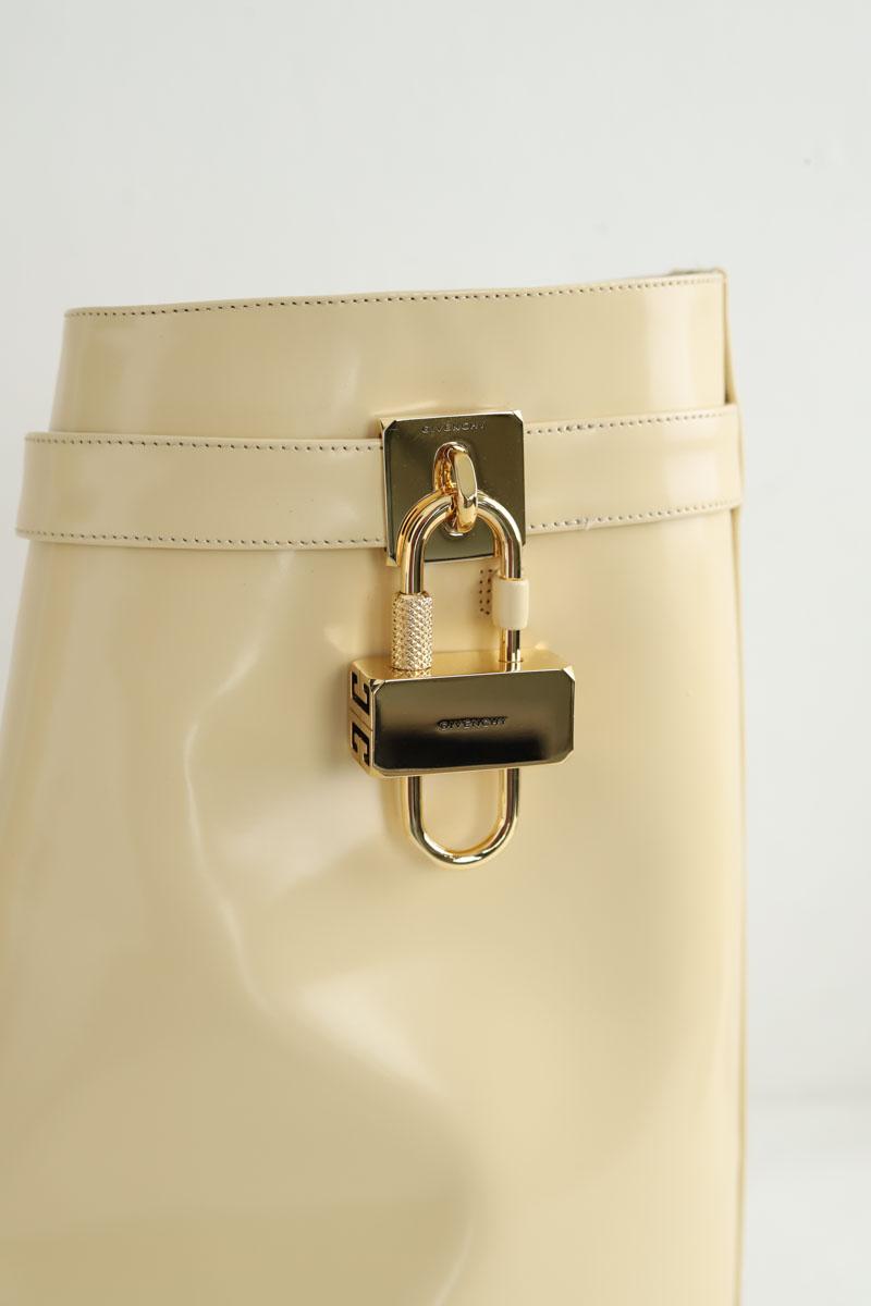 Boots à boucles Givenchy Shark Beige