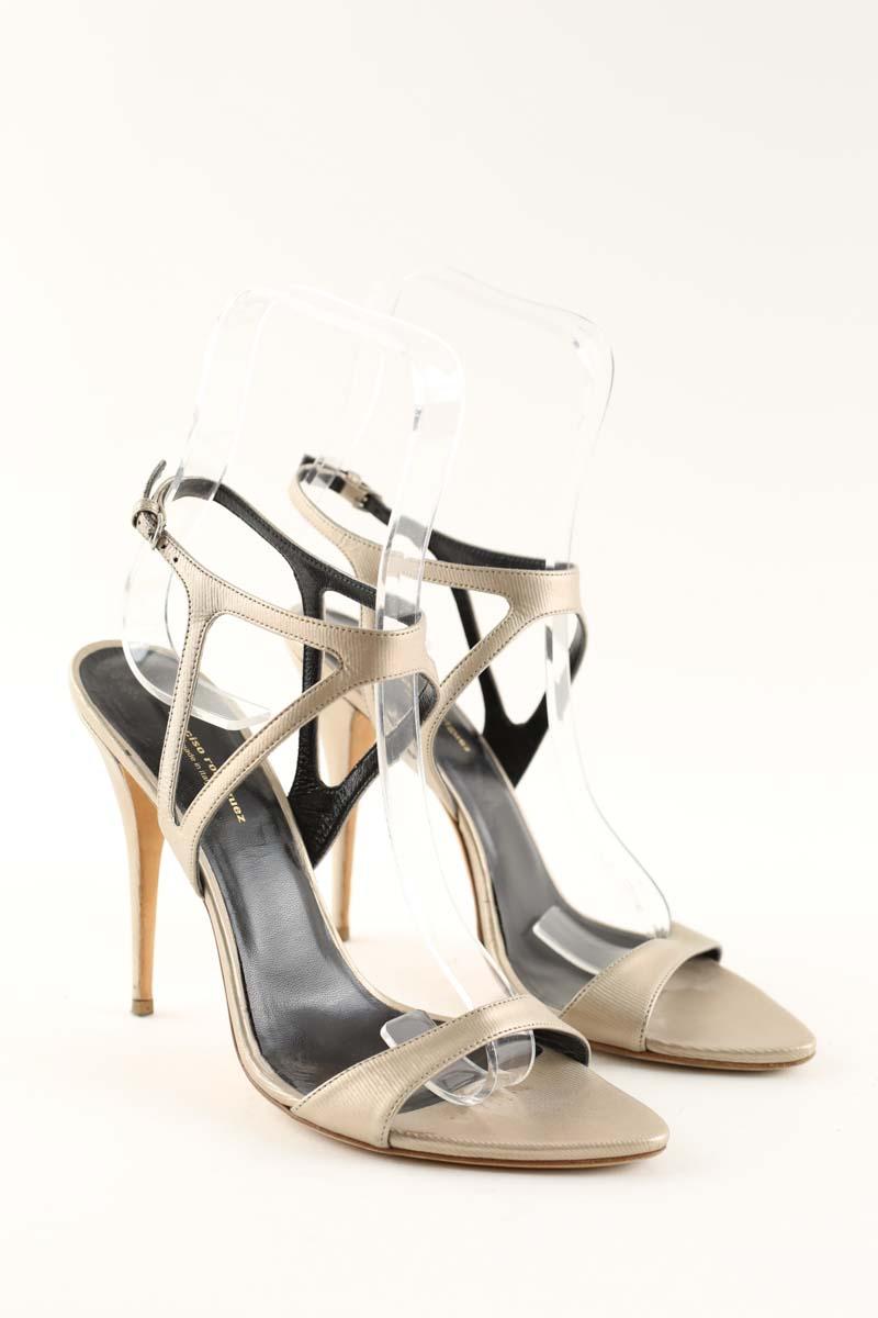 Talons Narciso Rodriguez  Doré