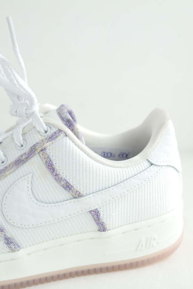 Baskets Nike  Blanc