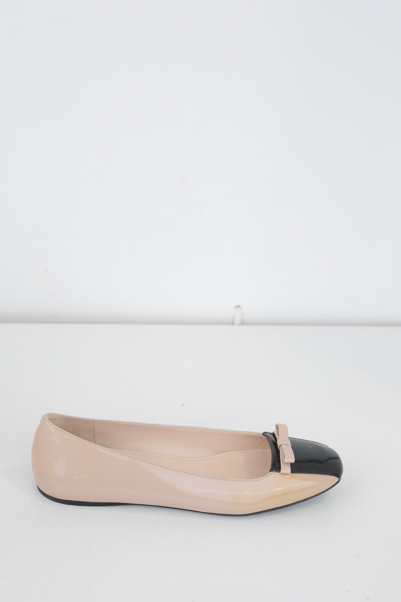 Ballerines en cuir verni