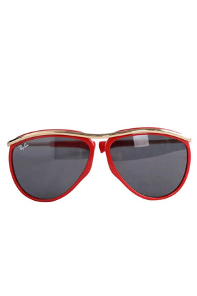 Lunettes de soleil Ray-Ban Rouge en Plastique - Seconde Main