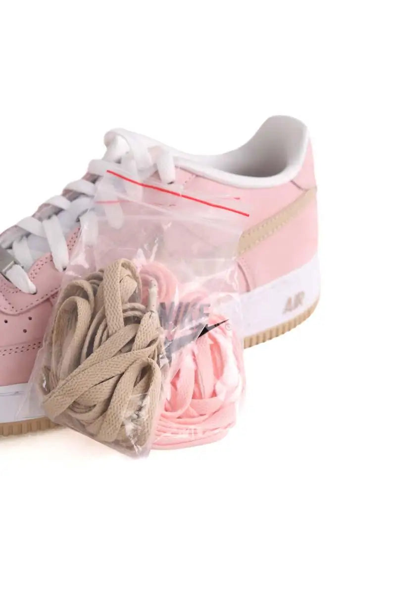 Baskets Nike SF Air Force 1 Rose en Cuir