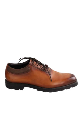 Chaussures à lacets Berluti Camel en Cuir, taille 42 - Seconde Main