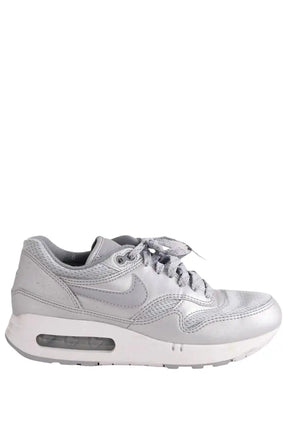 Baskets Nike Argent en Tissu, taille 38 - Seconde Main