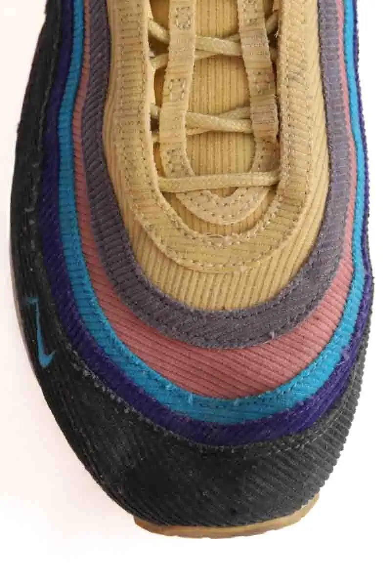 Baskets basses Nike Multicolore en Daim
