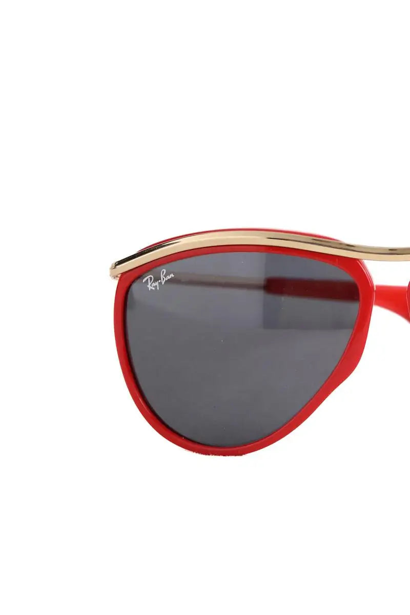Lunettes de soleil Ray-Ban Rouge en Plastique