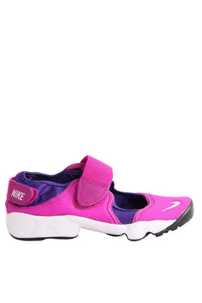Baskets Nike Rose en Tissu, taille 35 - Seconde Main