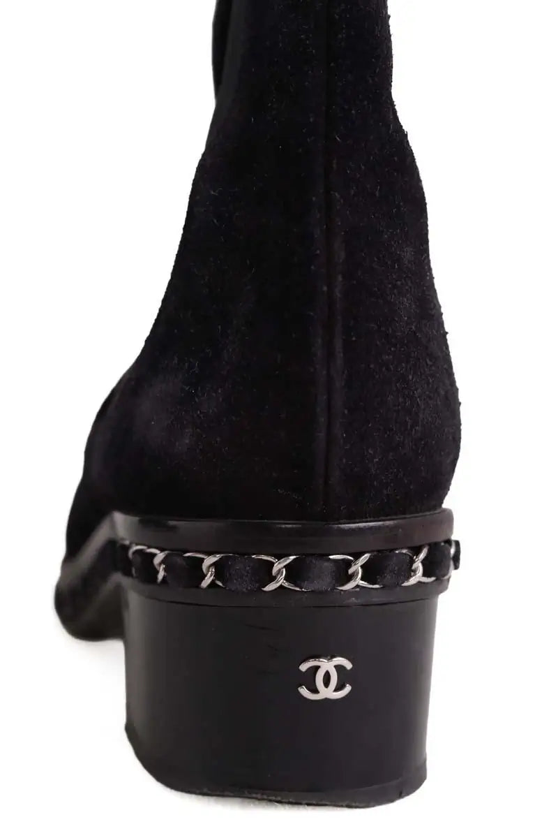 Boots à boucles Chanel Noir en Daim